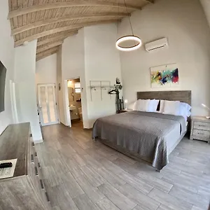 ticchio-inn.comcaribbean.com/