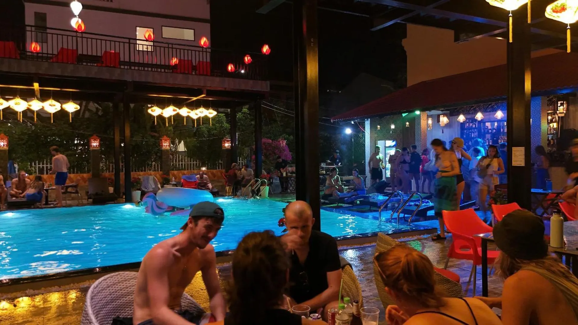Riverside Hoi An, Dolphins Hostel 0*,